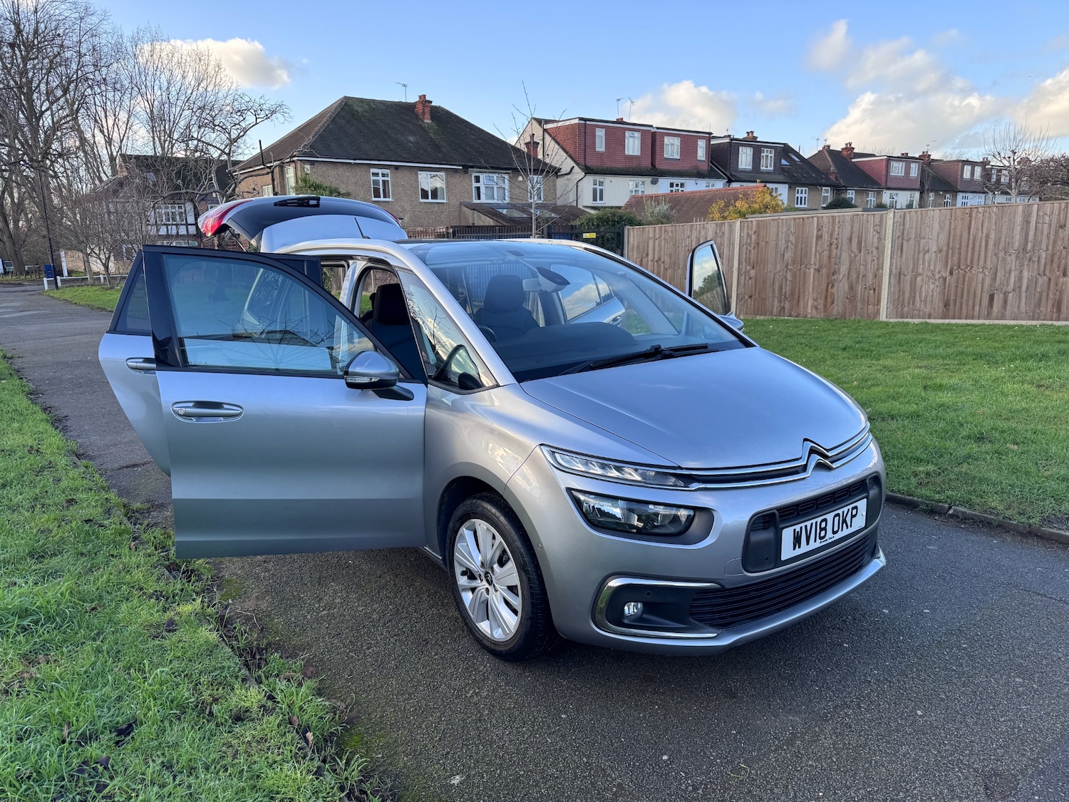 Used Citroen C4 Grand Picasso 2018 for sale - 76894941: Photo 32