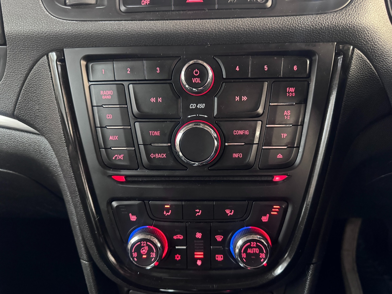 Used Vauxhall Mokka 2015 for sale - 76778430: Photo 39