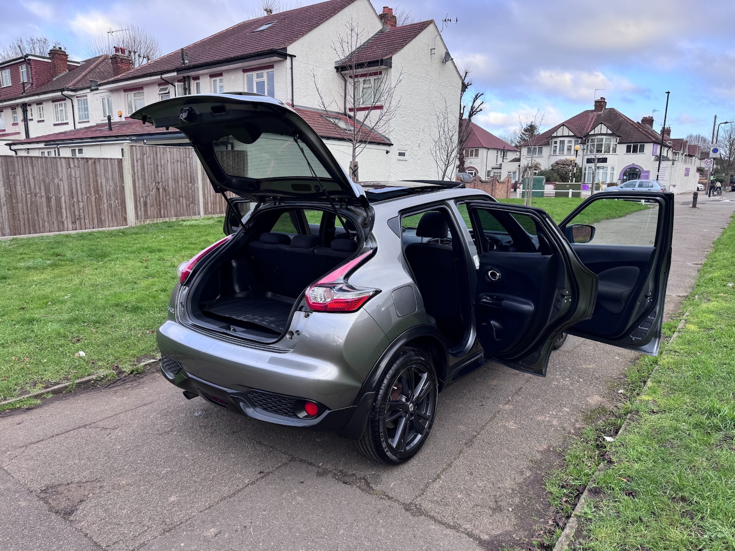 Used Nissan Juke 2015 for sale - 77087353: Photo 33