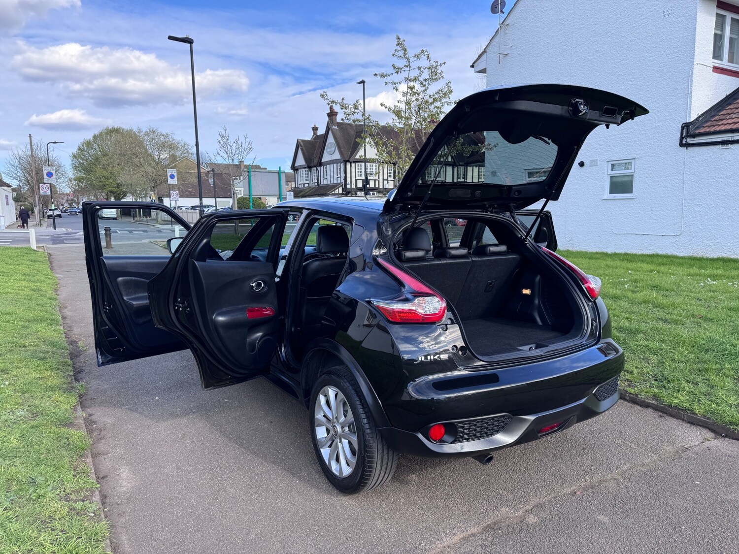 Used Nissan Juke 2015 for sale - 78109013: Photo 39