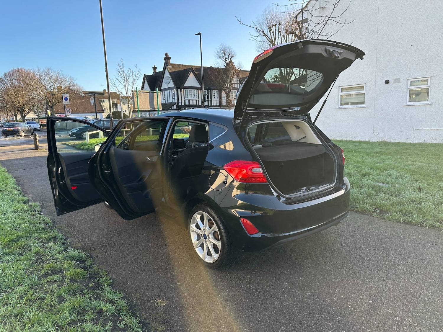 Used Ford Fiesta 2019 for sale - 77012289: Photo 41