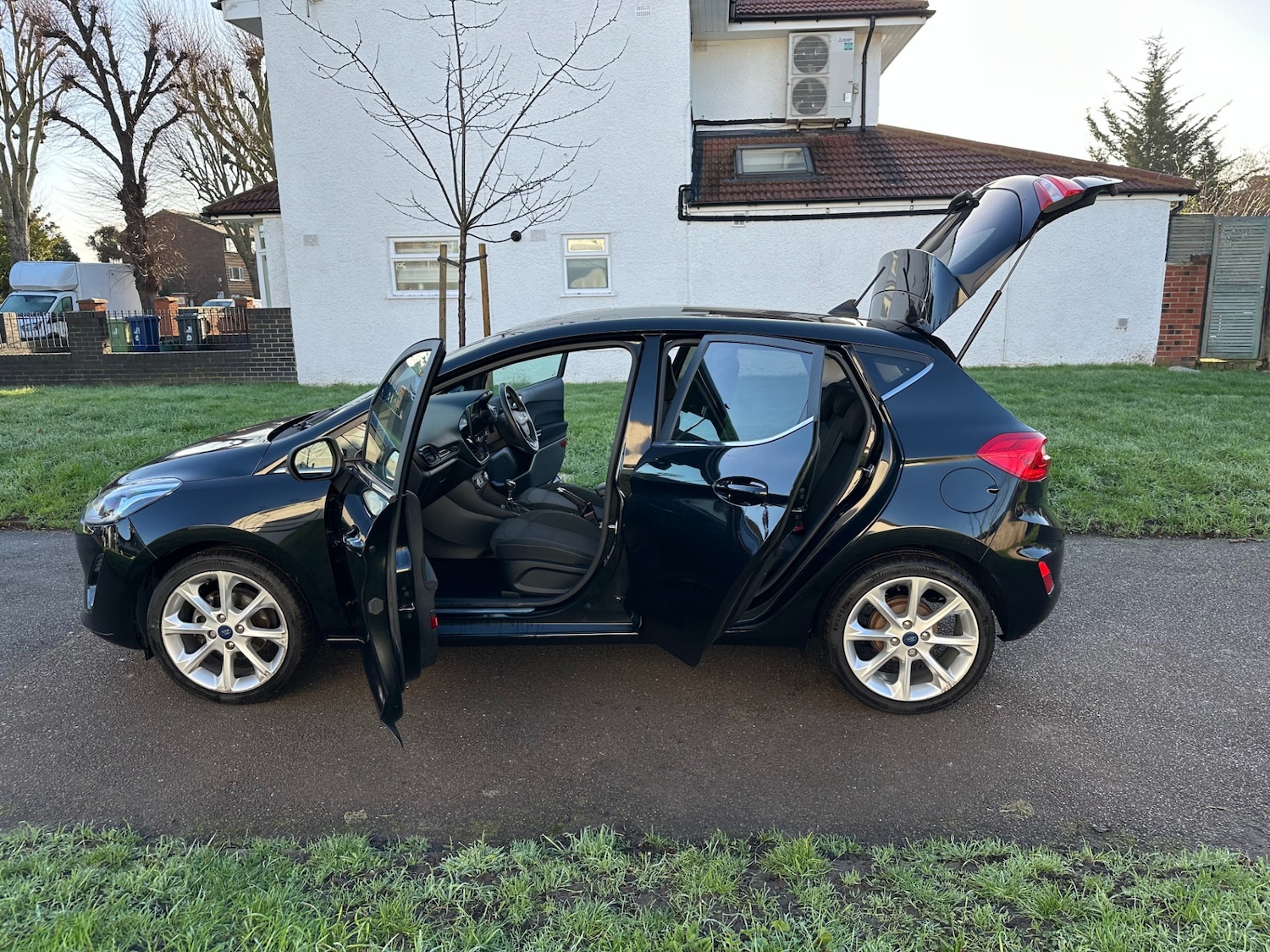 Used Ford Fiesta 2019 for sale - 77012289: Photo 42