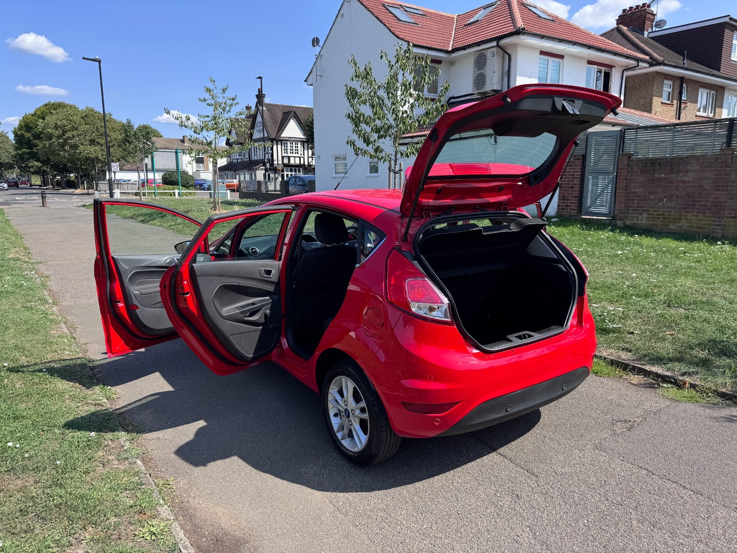 Used Ford Fiesta 2015 for sale - 76391524: Photo 31