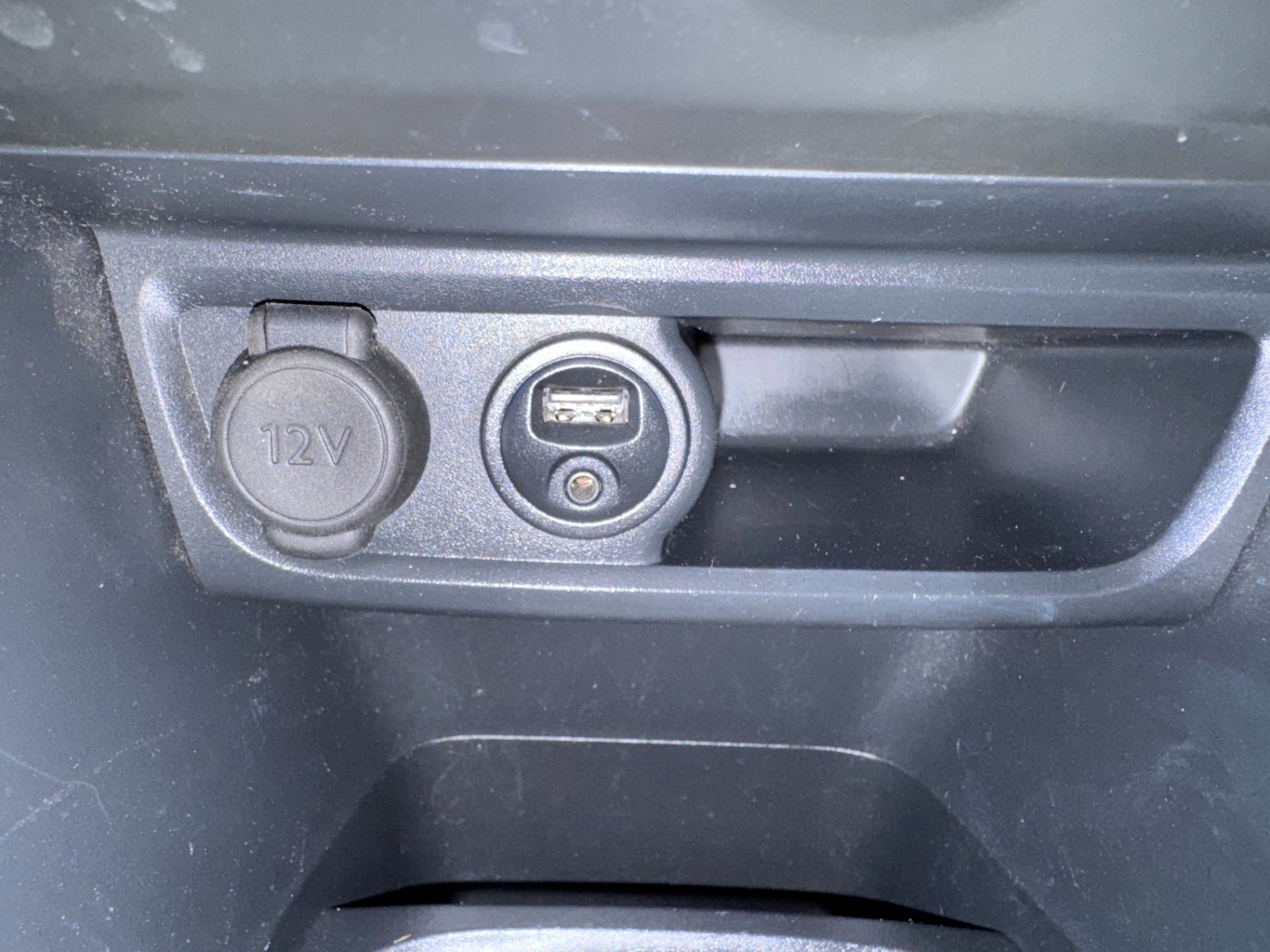 Used Peugeot 208 2016 for sale - 77196730: Photo 36