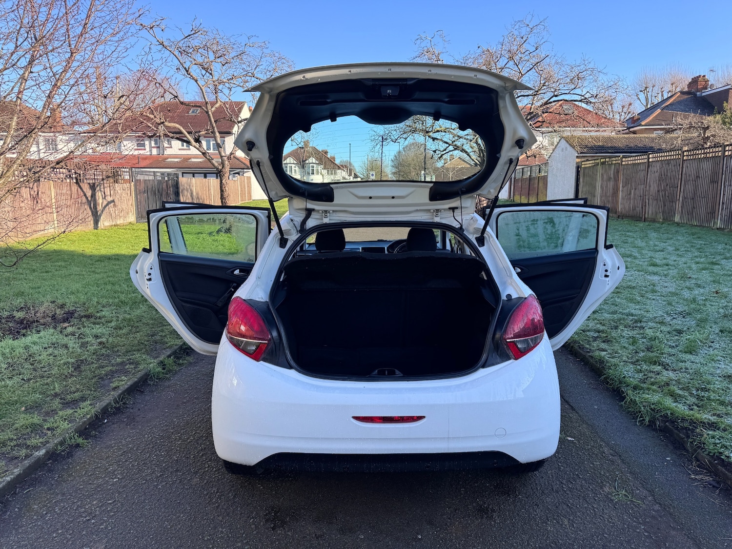 Used Peugeot 208 2016 for sale - 77196730: Photo 48