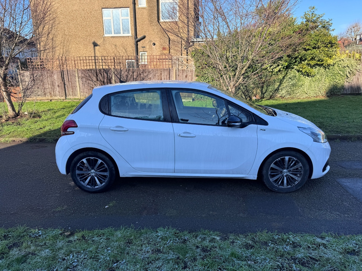 Used Peugeot 208 2016 for sale - 77196730: Photo 5