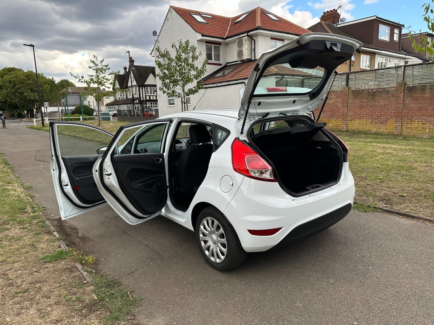 Vehicle 29