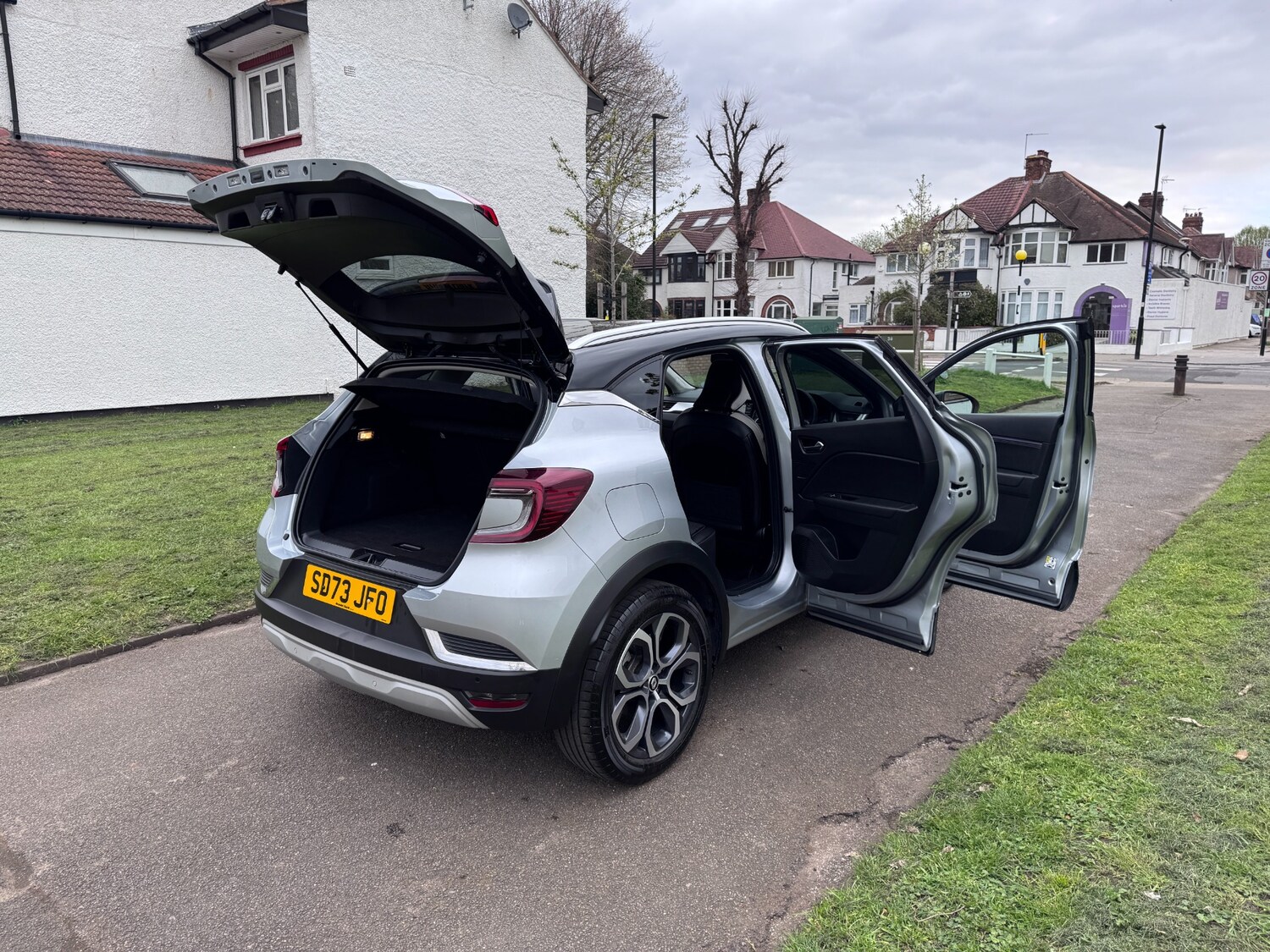 Used Renault Captur 2023 for sale - 78108250: Photo 31
