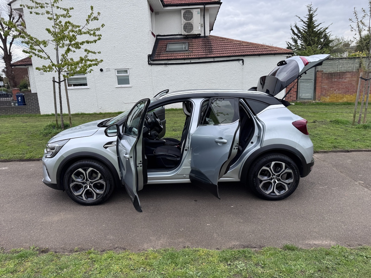 Used Renault Captur 2023 for sale - 78108250: Photo 34
