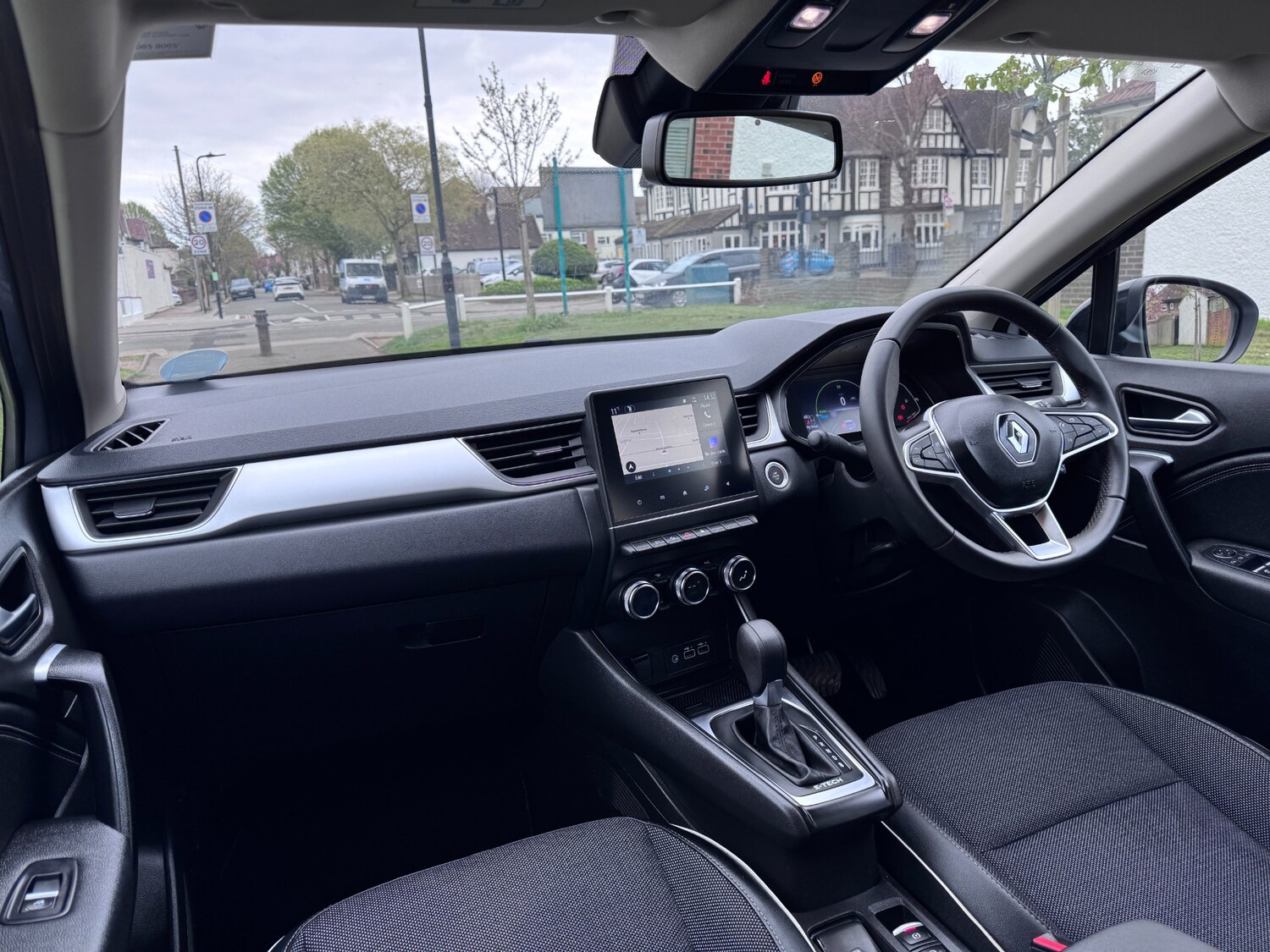 Used Renault Captur 2023 for sale - 78108250: Photo 42