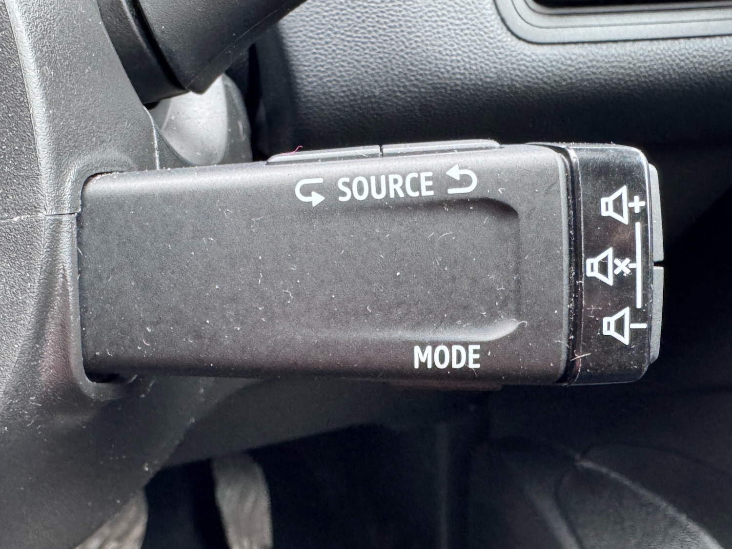 Used Renault Captur 2023 for sale - 78108250: Photo 43