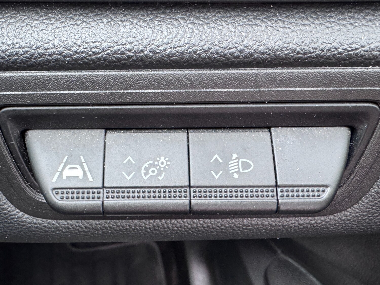 Used Renault Captur 2023 for sale - 78108250: Photo 48