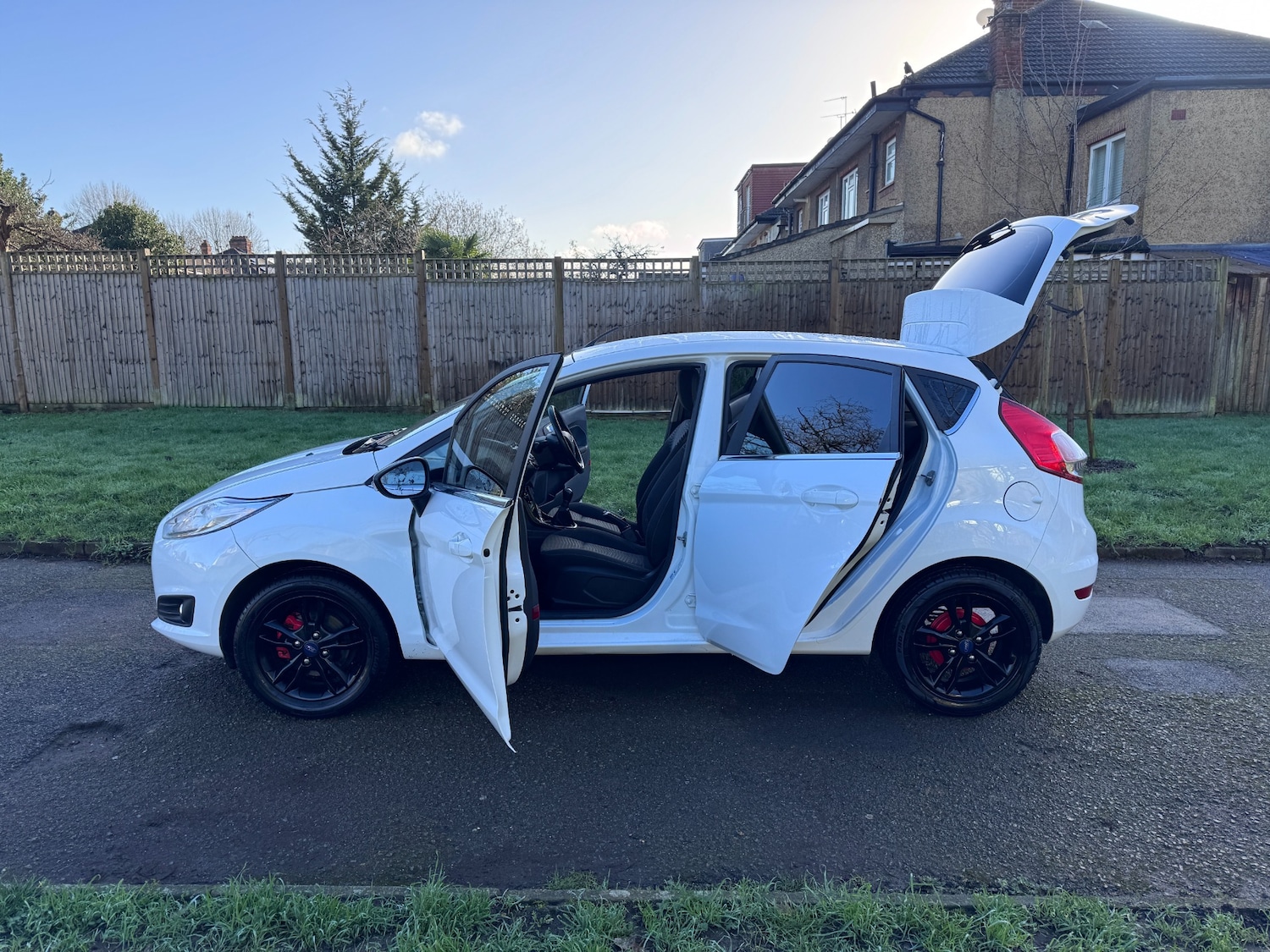 Used Ford Fiesta 2016 for sale - 77025636: Photo 42