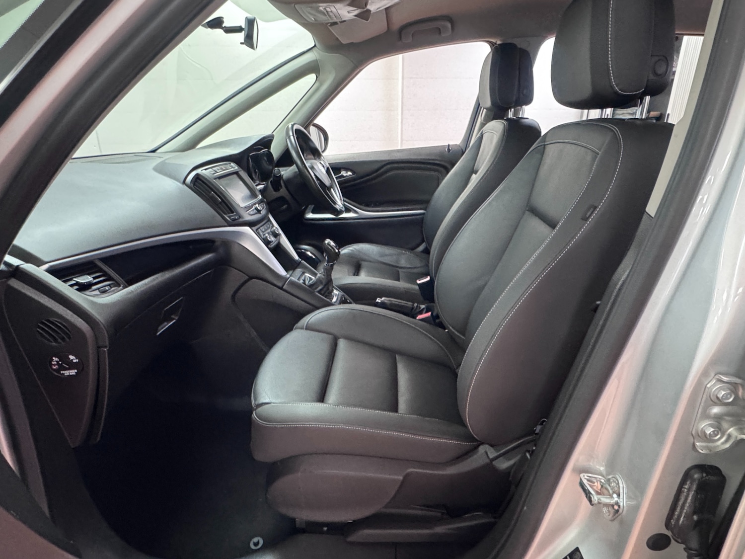 Used Vauxhall Zafira 2018 for sale - 77790411: Photo 40