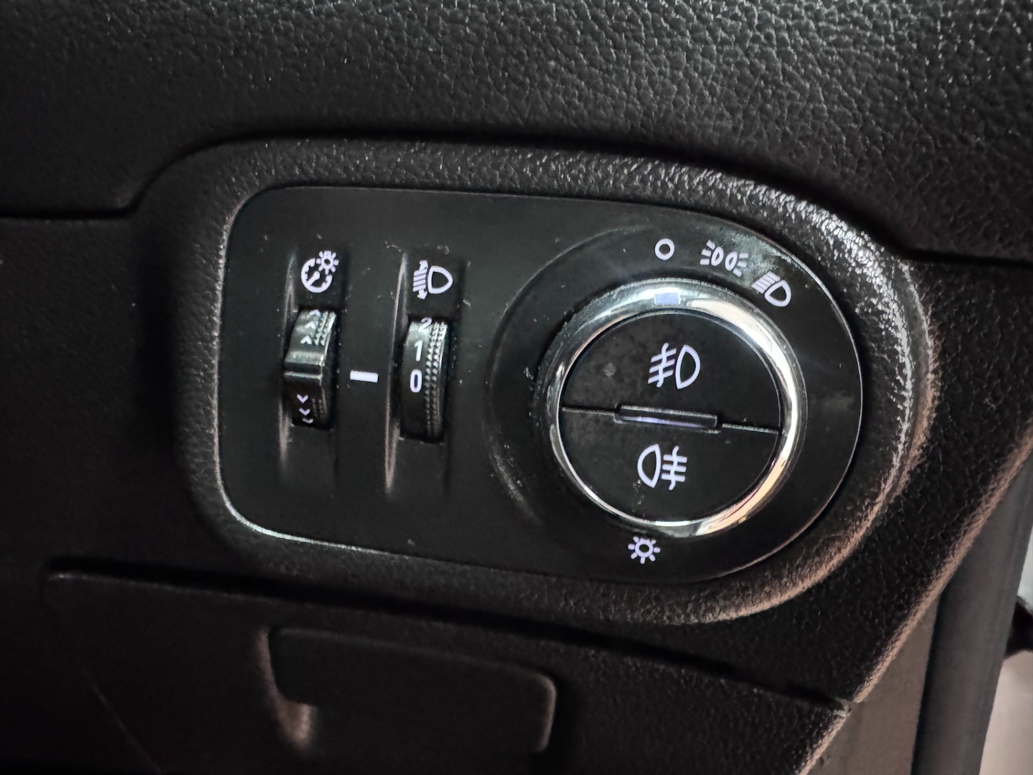 Used Vauxhall Zafira 2018 for sale - 77790411: Photo 45