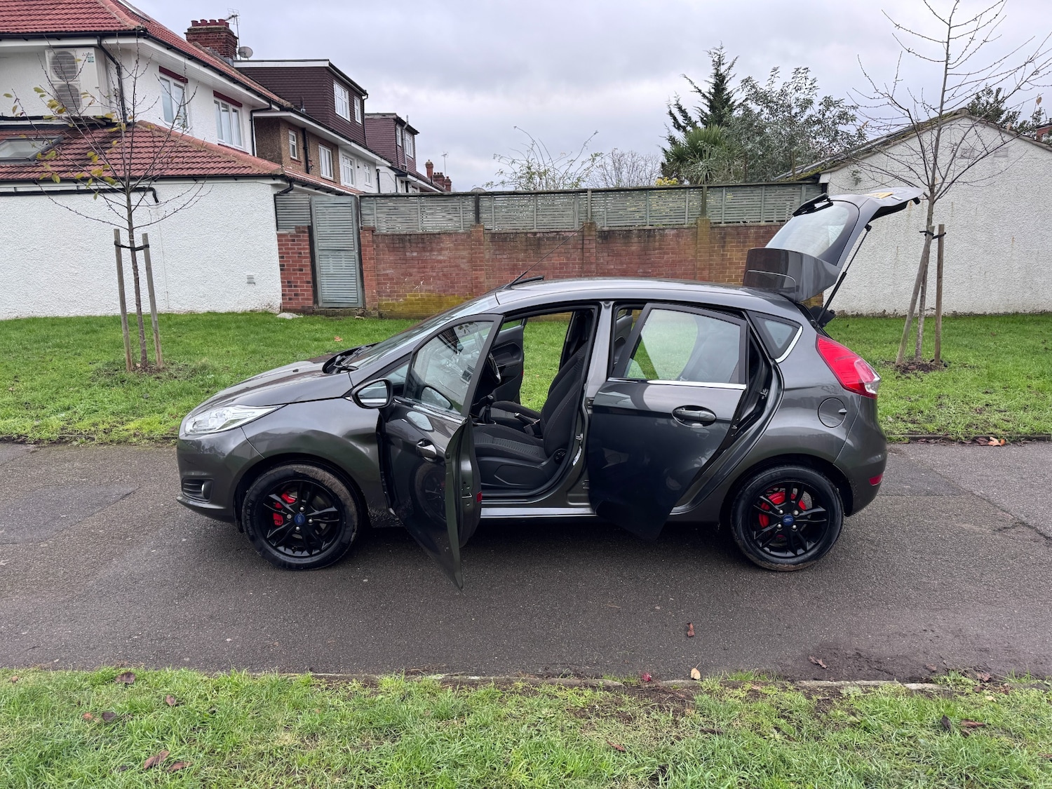 Used Ford Fiesta 2018 for sale - 76722412: Photo 32