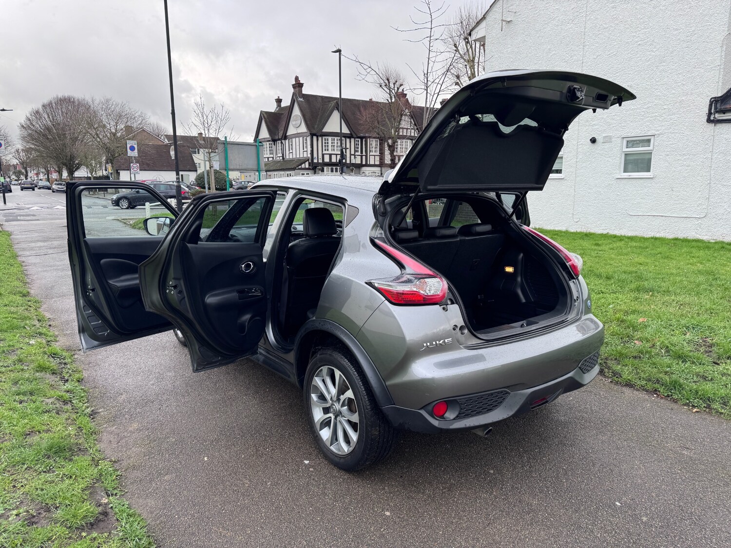 Used Nissan Juke 2016 for sale - 77476729: Photo 28