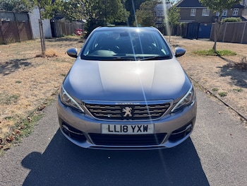 Used Peugeot 308 2018 for sale - 79527152: Photo