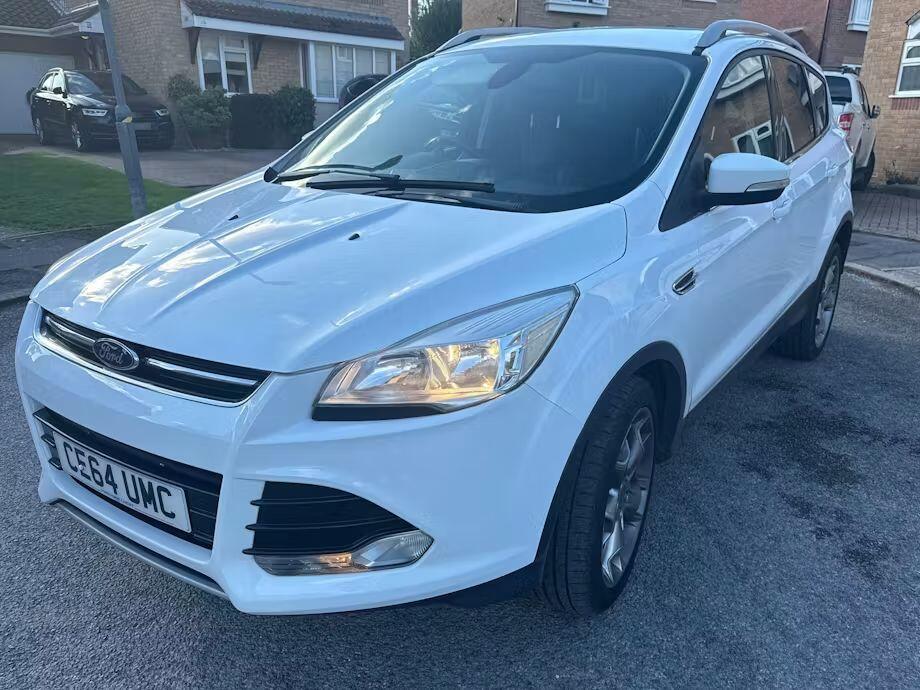 Used Ford Kuga 2014 for sale - 76792440: Photo 2
