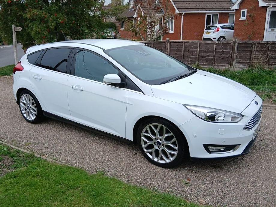 Used Ford Focus 2016 for sale - 76313801: Photo 2