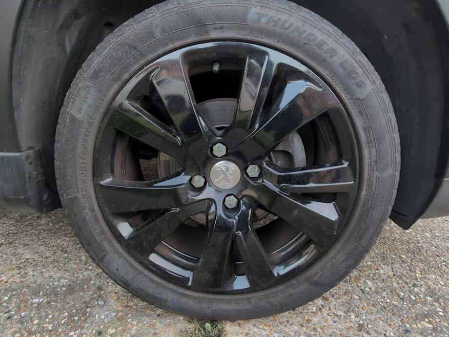 Used Peugeot 2008 2017 for sale - 76670496: Photo 5