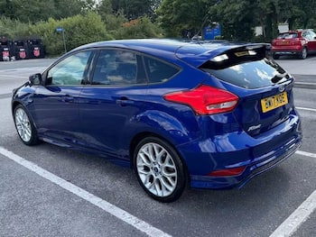 Used Ford Focus 2017 for sale - 79687102: Photo