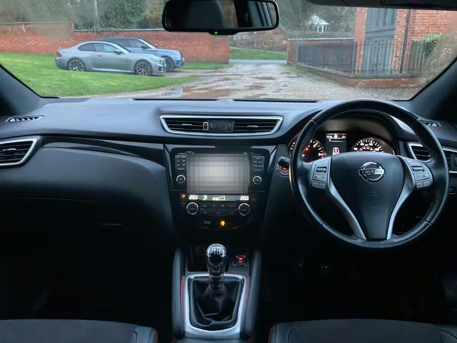 Used Nissan Qashqai 2017 for sale - 77600561: Photo 8