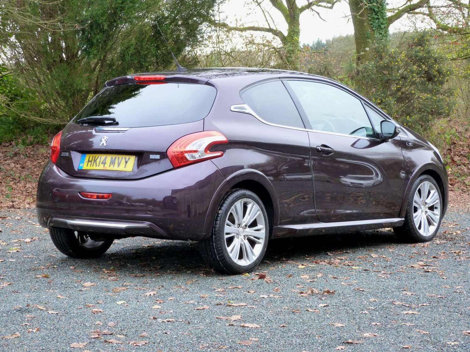 Used Peugeot 208 2014 for sale - 76453686: Photo 2