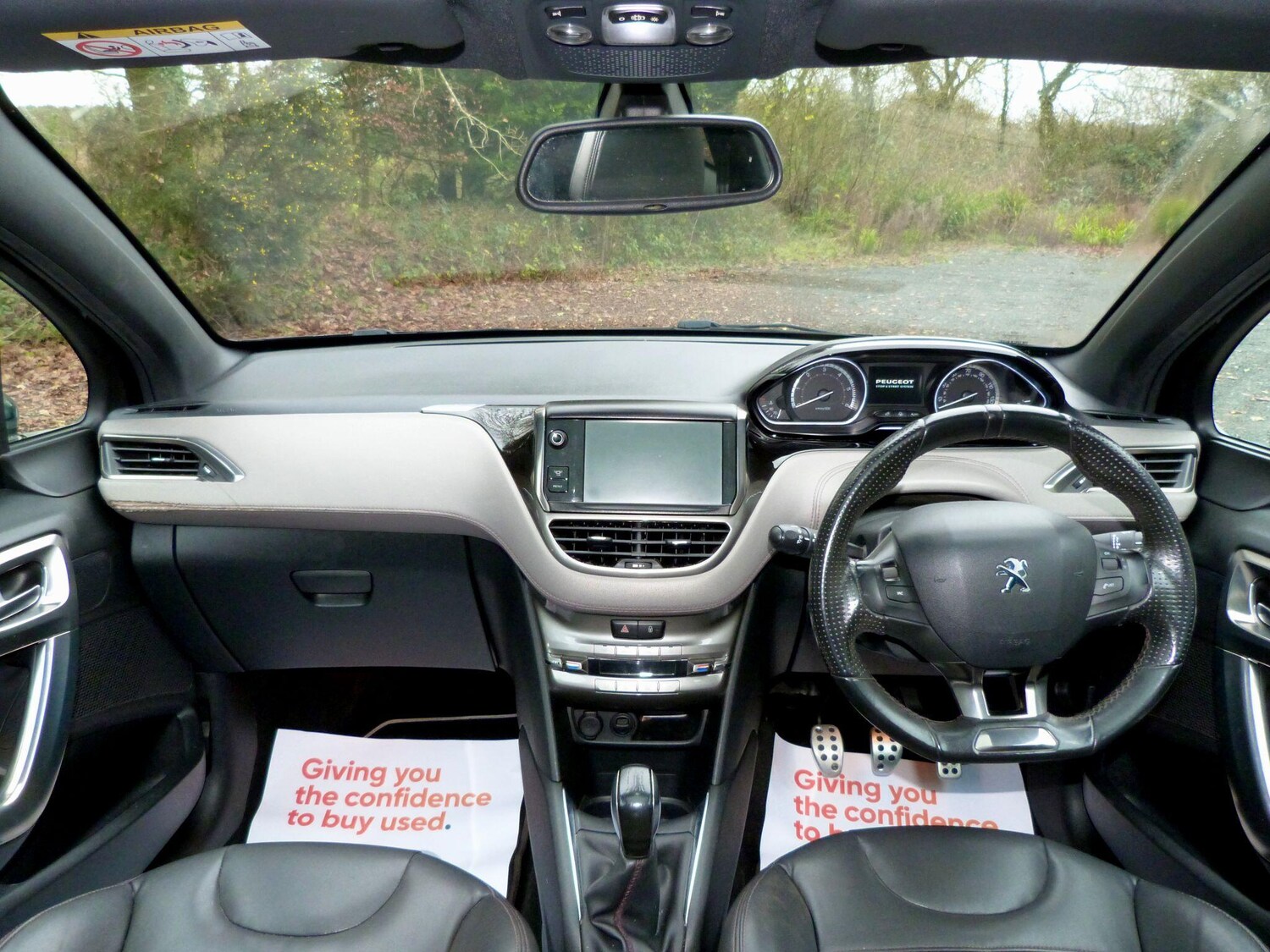 Used Peugeot 208 2014 for sale - 76453686: Photo 9