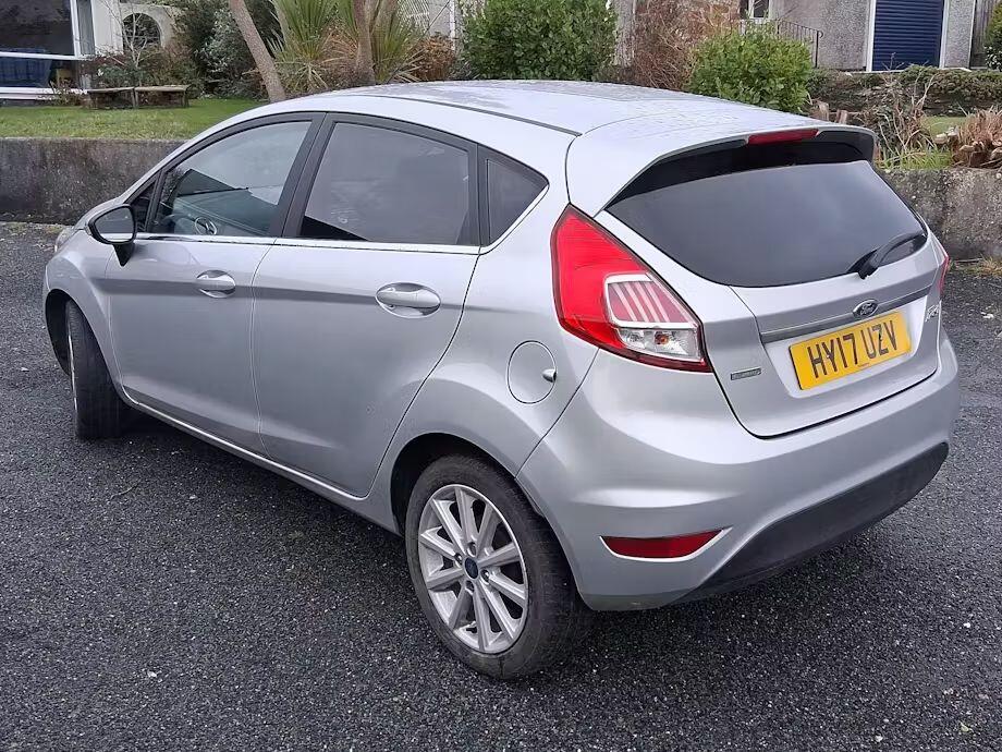 Used Ford Fiesta 2017 for sale - 77187618: Photo 4