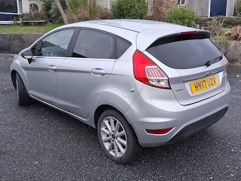 Used Ford Fiesta 2017 for sale - 77187618: Photo