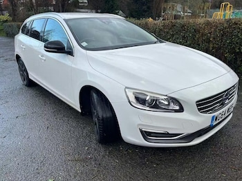 Used Volvo V60 2015 for sale - 77899030: Photo
