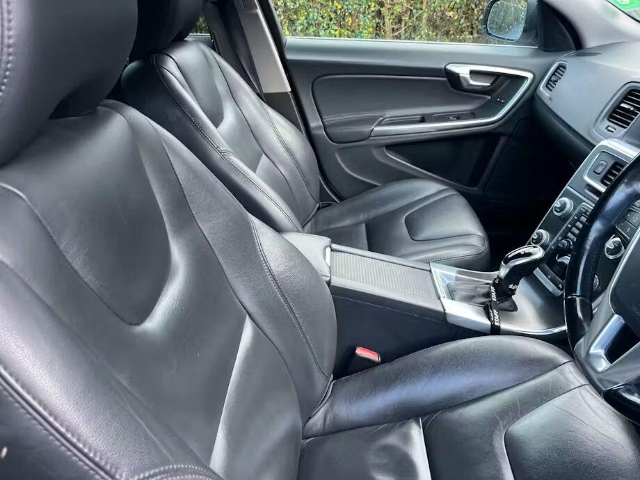 Used Volvo V60 2015 for sale - 77899030: Photo 5