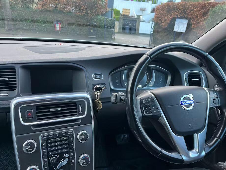 Used Volvo V60 2015 for sale - 77899030: Photo 7