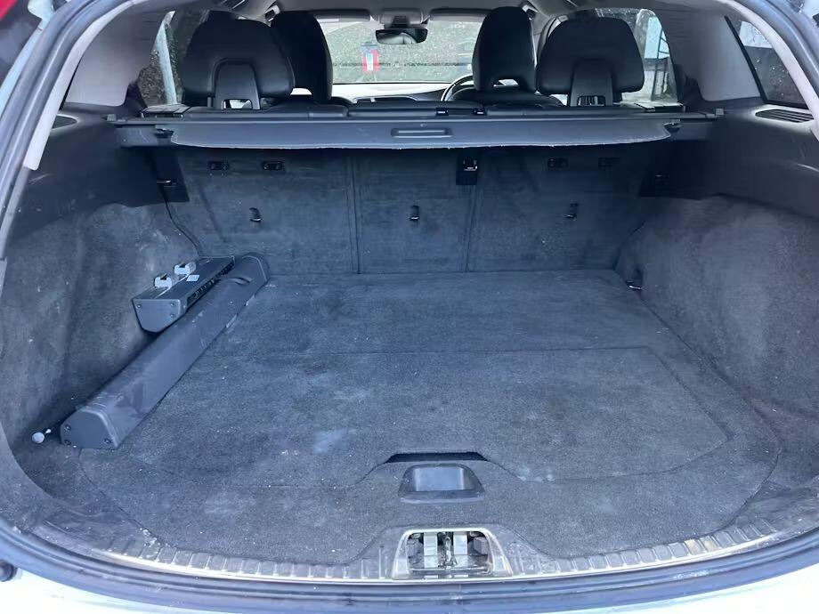 Used Volvo V60 2015 for sale - 77899030: Photo 8