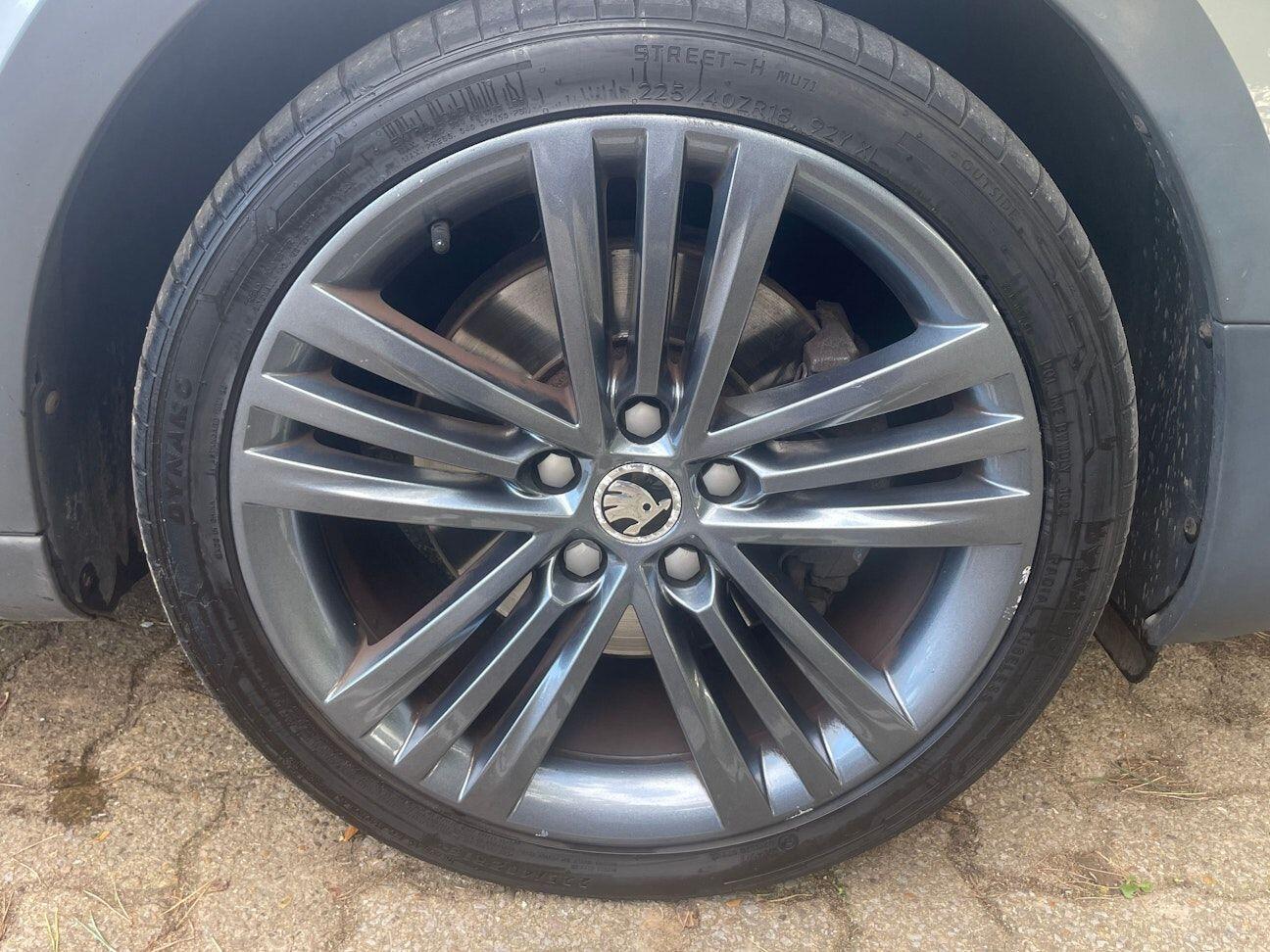 Used Skoda Superb 2014 for sale - 76334607: Photo 6