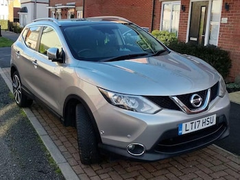 Used Nissan Qashqai 2017 for sale - 77018444: Photo