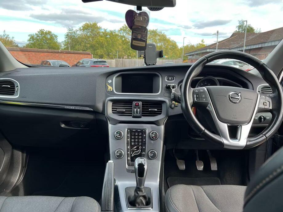 Used Volvo V40 Cross Country for sale - 76143648: Photo 7