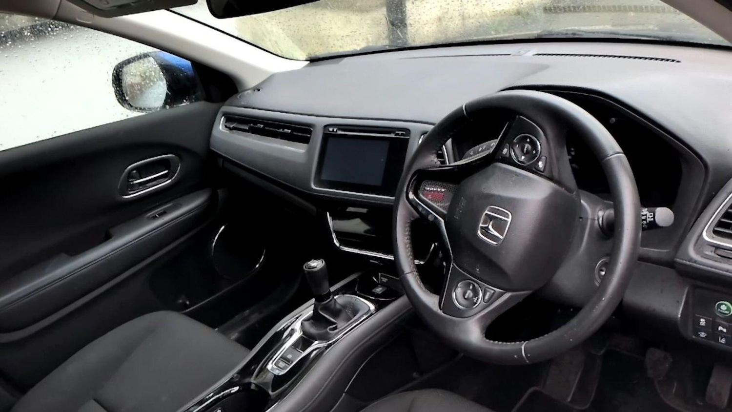 Used Honda HR-V 2017 for sale - 76788477: Photo 5