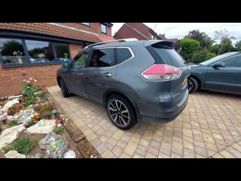 Used Nissan X-Trail 2017 for sale - 75176592: Photo