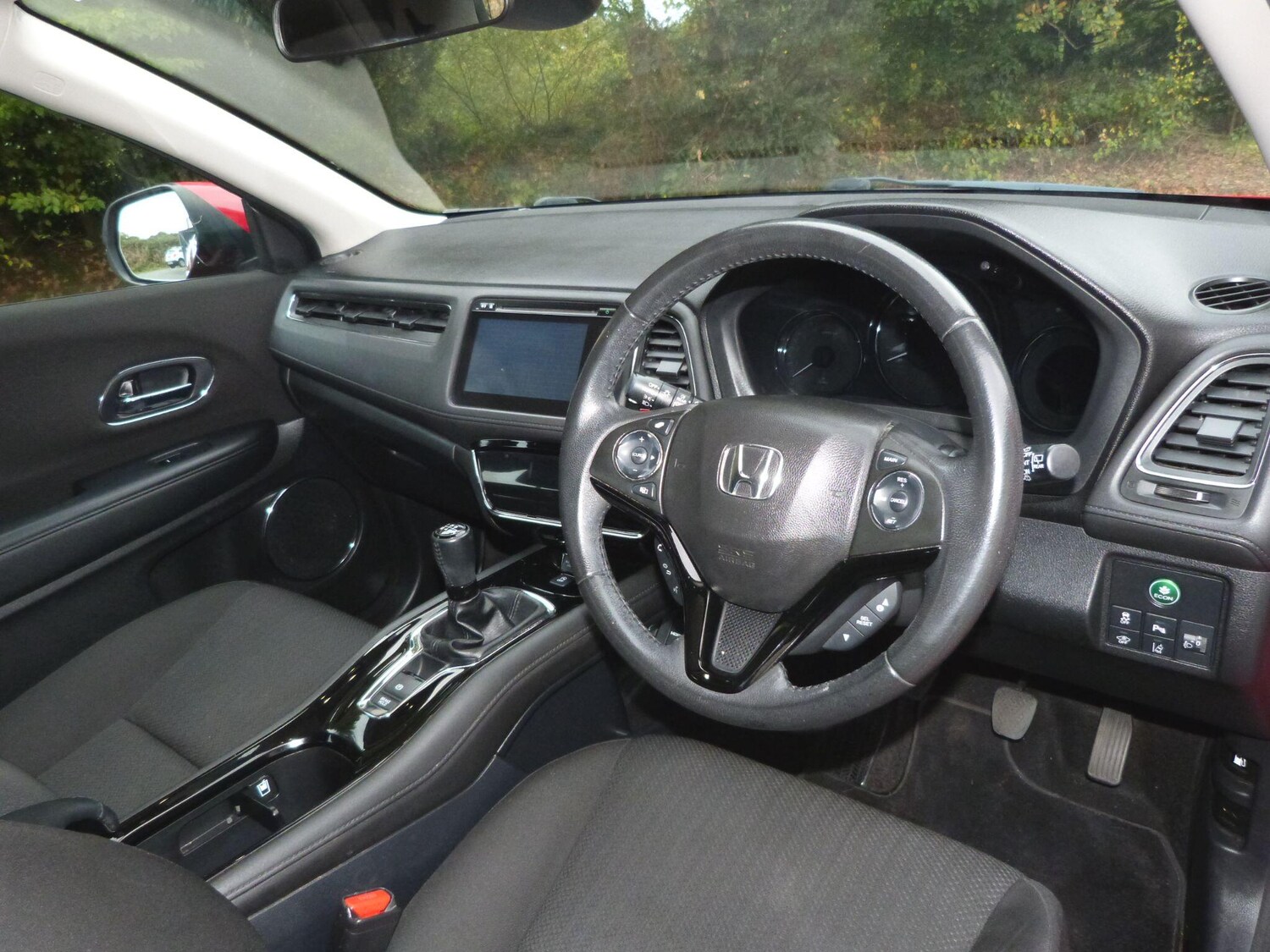 Used Honda HR-V 2018 for sale - 76082399: Photo 11