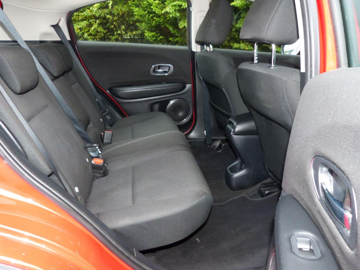 Used Honda HR-V 2018 for sale - 76082399: Photo 15