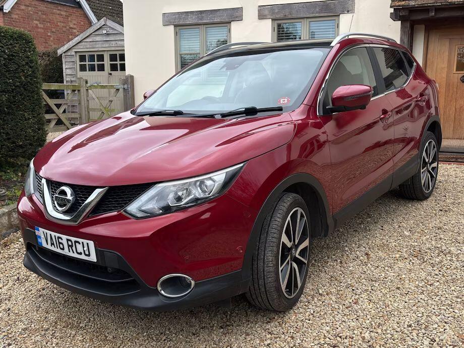 Used Nissan Qashqai 2016 for sale - 76565616: Photo 2