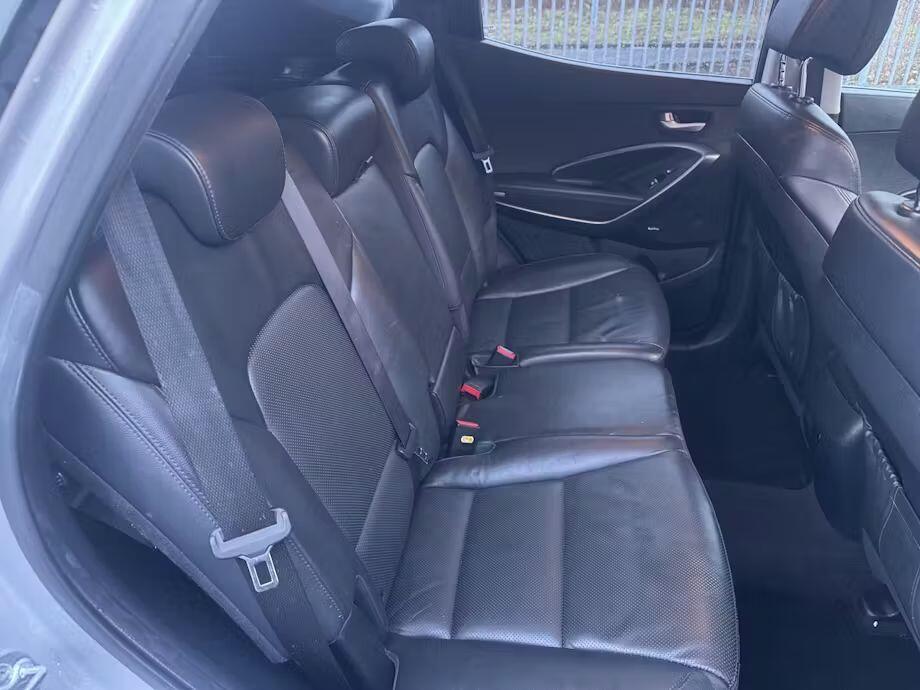 Used Hyundai Santa Fe 2016 for sale - 77600571: Photo 6