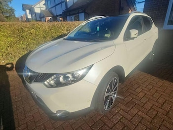 Used Nissan Qashqai 2015 for sale - 77269418: Photo