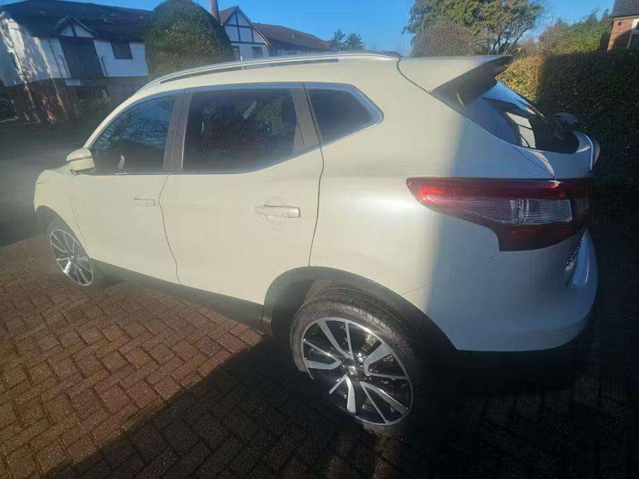 Used Nissan Qashqai 2015 for sale - 77269418: Photo 4