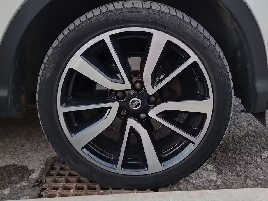 Used Nissan Qashqai 2015 for sale - 77106827: Photo 10