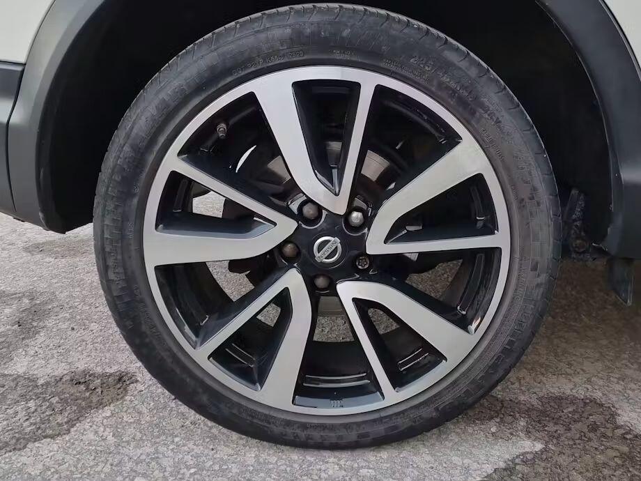 Used Nissan Qashqai 2015 for sale - 77106827: Photo 11