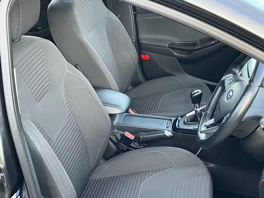 Used Ford Focus 2017 for sale - 77068019: Photo 7