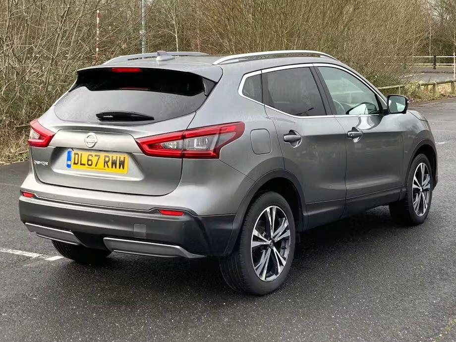 Used Nissan Qashqai 2017 for sale - 77639476: Photo 3